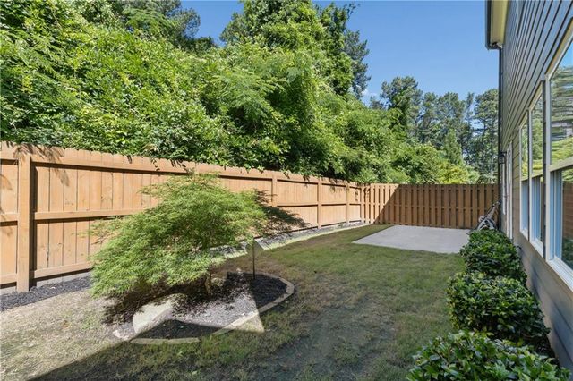 1056 Johnson Grove, Atlanta, GA 30318