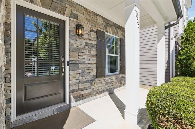 1056 Johnson Grove, Atlanta, GA 30318