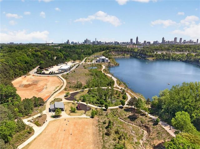 1056 Johnson Grove, Atlanta, GA 30318