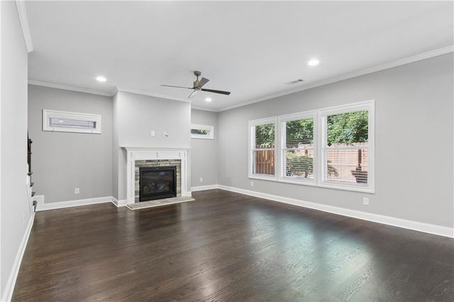 1056 Johnson Grove, Atlanta, GA 30318