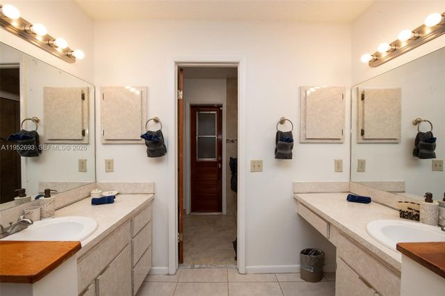 11909 SW 48th Ct, Cooper City, FL 33330