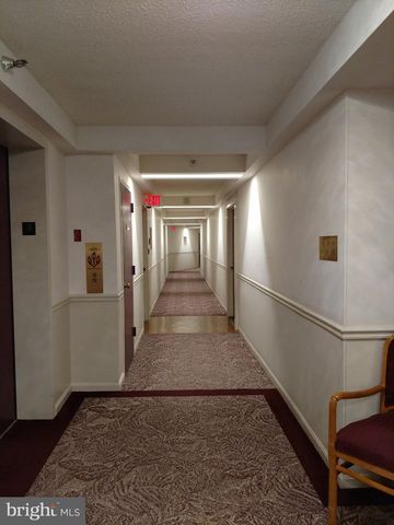 15101 INTERLACHEN DR #1-823, Silver Spring, MD 20906