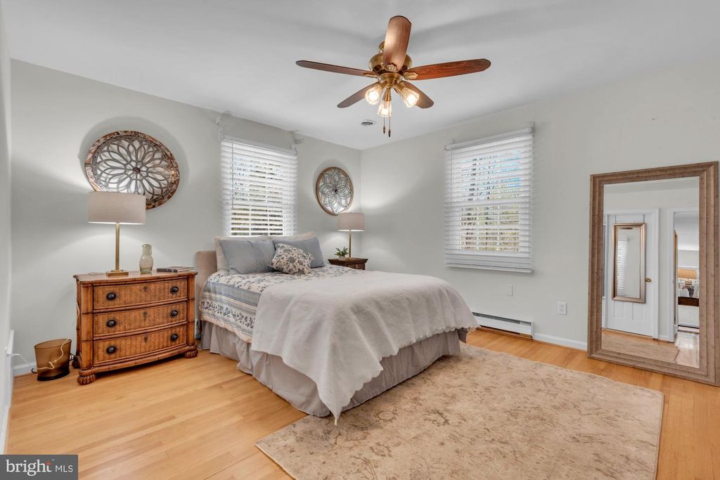 Image 16 of property listing at 970 MAGOTHY AVE, Arnold, MD 21012