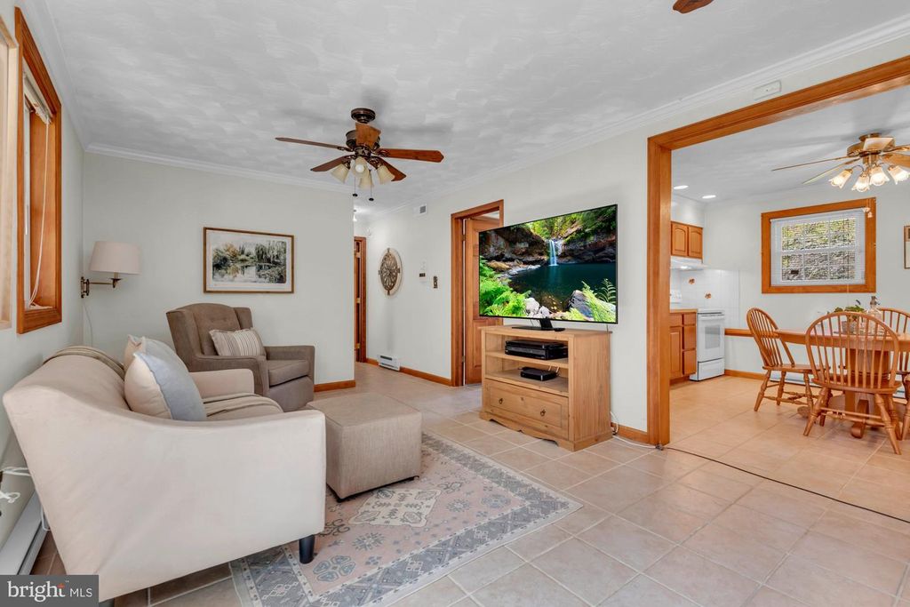 Image 21 of property listing at 970 MAGOTHY AVE, Arnold, MD 21012