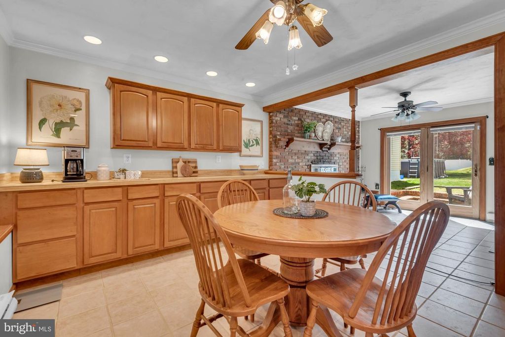 Image 25 of property listing at 970 MAGOTHY AVE, Arnold, MD 21012