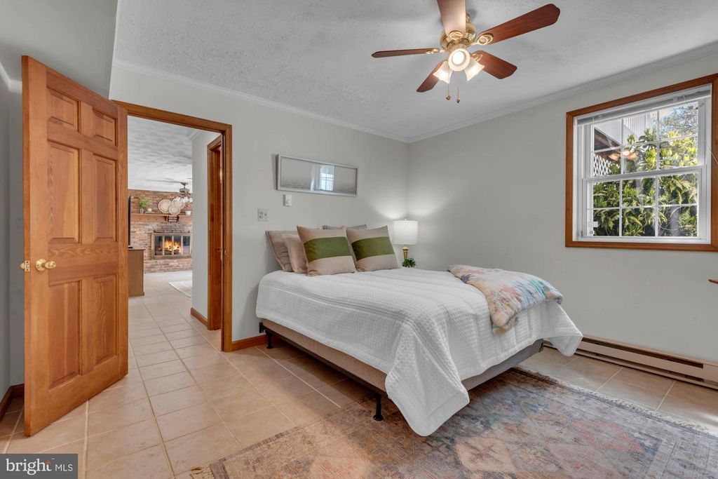 Image 26 of property listing at 970 MAGOTHY AVE, Arnold, MD 21012