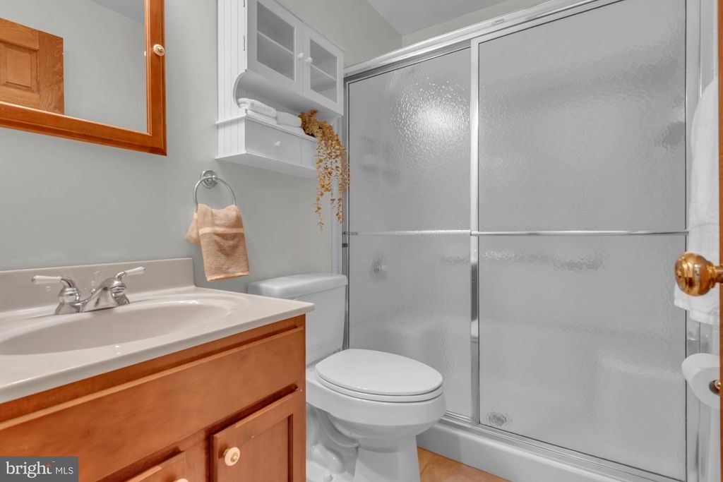 Image 27 of property listing at 970 MAGOTHY AVE, Arnold, MD 21012