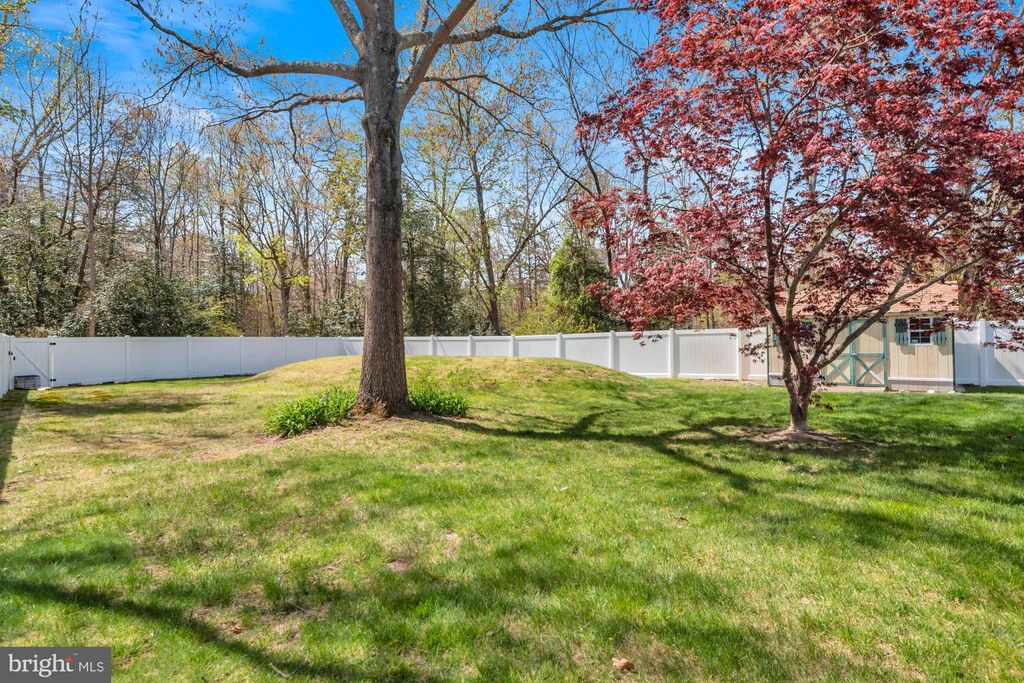 Image 34 of property listing at 970 MAGOTHY AVE, Arnold, MD 21012