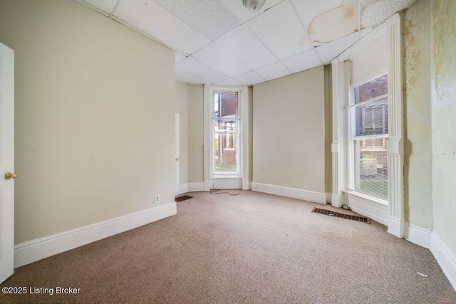 2008 W Jefferson St, Louisville, KY 40203