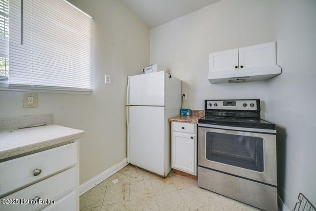 2008 W Jefferson St, Louisville, KY 40203