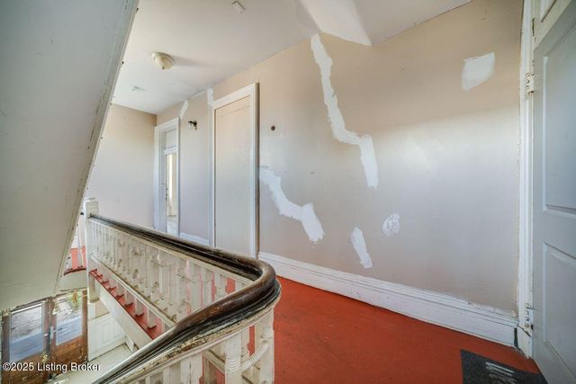 2008 W Jefferson St, Louisville, KY 40203