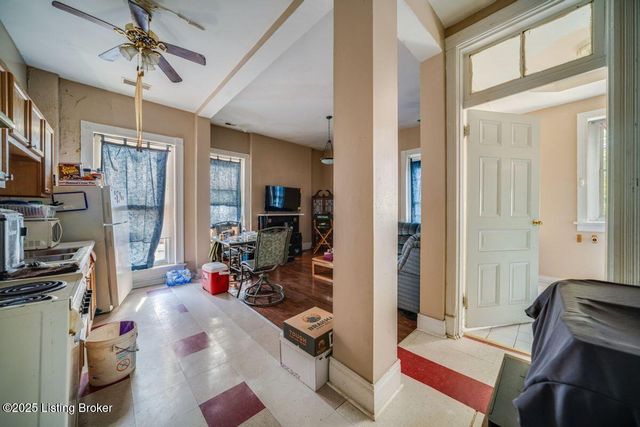 2008 W Jefferson St, Louisville, KY 40203