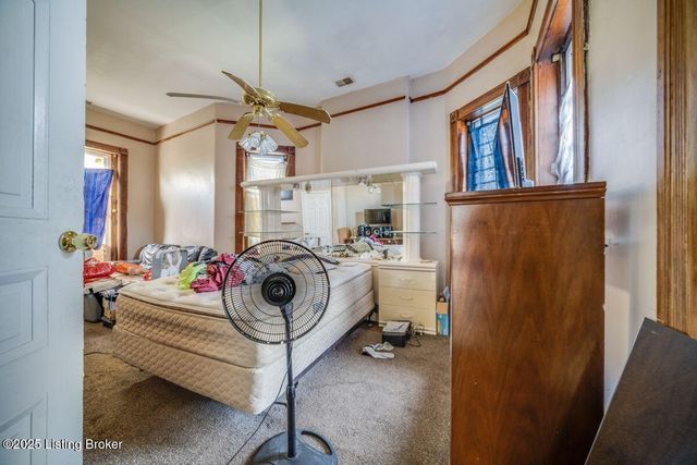 2008 W Jefferson St, Louisville, KY 40203