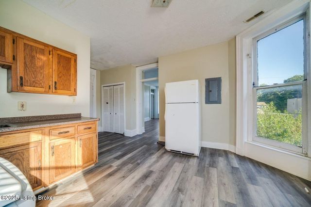 2008 W Jefferson St, Louisville, KY 40203