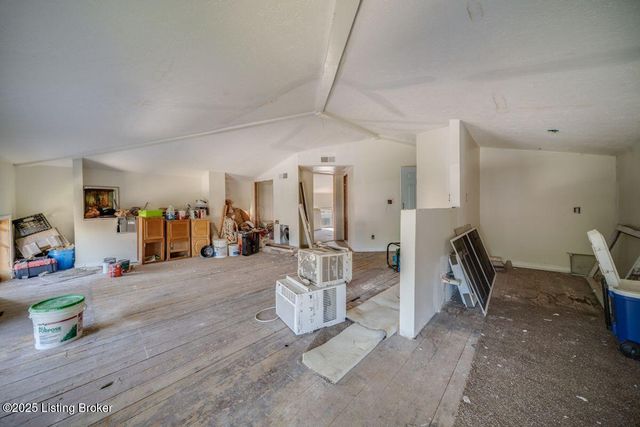 2008 W Jefferson St, Louisville, KY 40203