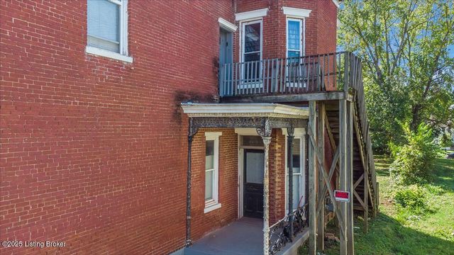 2008 W Jefferson St, Louisville, KY 40203