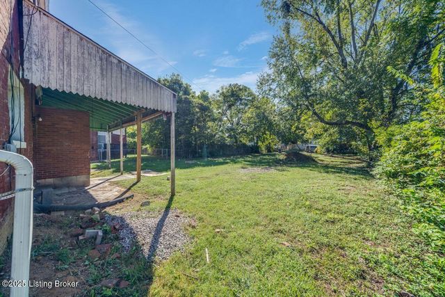 2008 W Jefferson St, Louisville, KY 40203