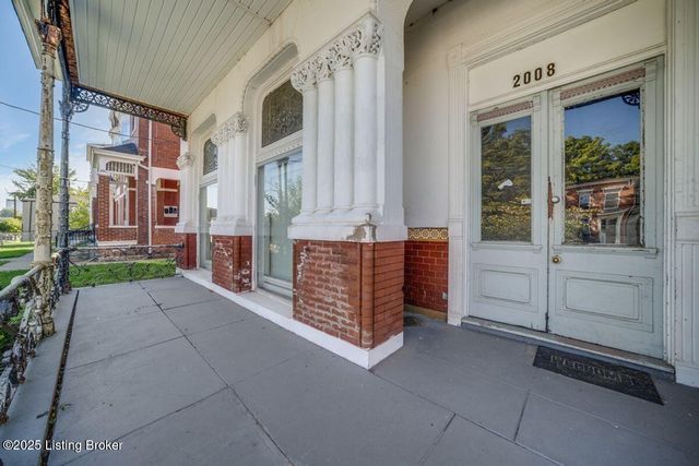 2008 W Jefferson St, Louisville, KY 40203