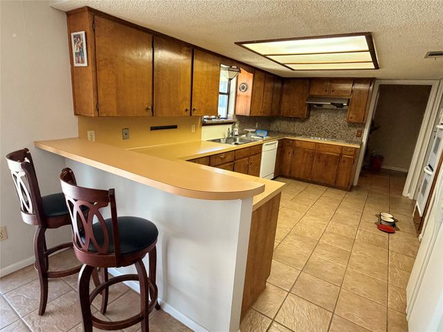 2800 Robin RD, Manchaca, TX 78652