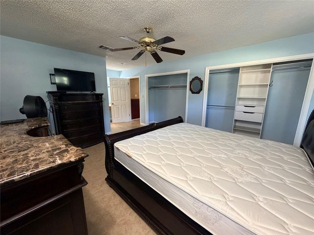 2800 Robin RD, Manchaca, TX 78652