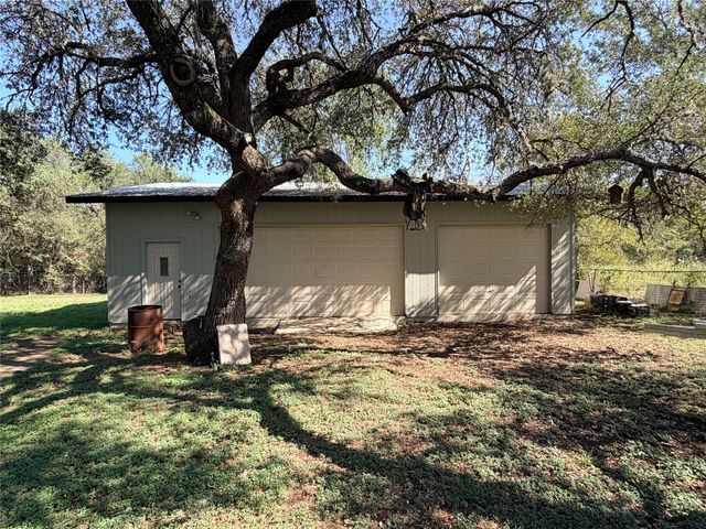 2800 Robin RD, Manchaca, TX 78652