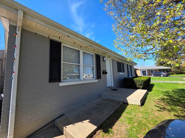 1706 Knoxville Court, Lexington, KY 40505