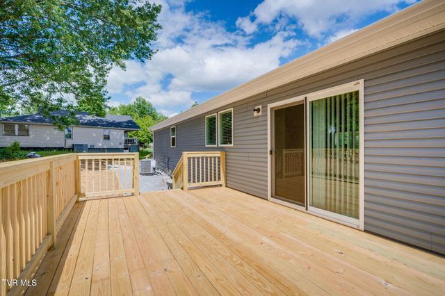 115 Hillside Drive, Johnson City, TN 37601