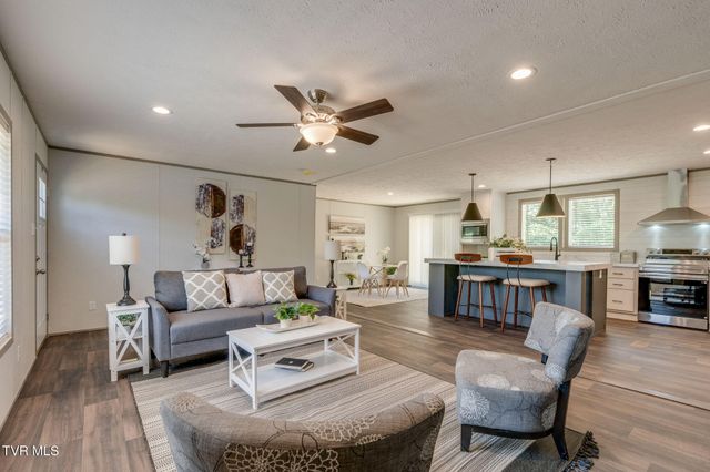 115 Hillside Drive, Johnson City, TN 37601