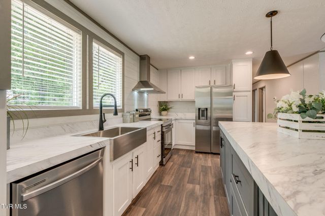 115 Hillside Drive, Johnson City, TN 37601