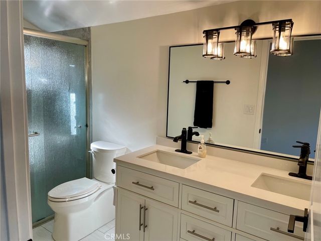22953 Blythe Street N, West Hills, CA 91304