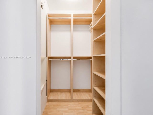 16565 NE 26th Ave 3C, North Miami Beach, FL 33160