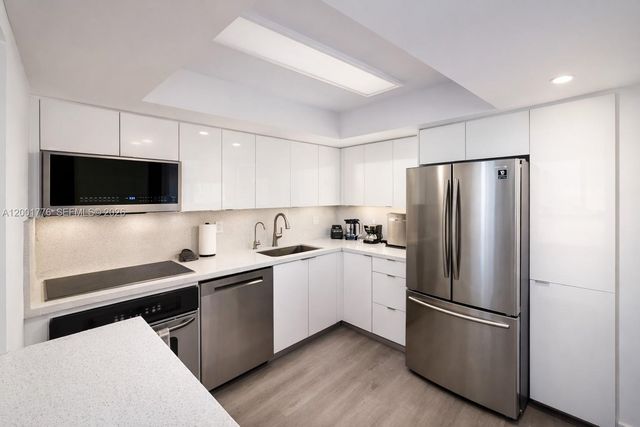 16565 NE 26th Ave 3C, North Miami Beach, FL 33160