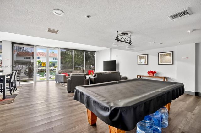 16565 NE 26th Ave 3C, North Miami Beach, FL 33160