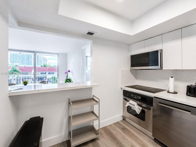 16565 NE 26th Ave 3C, North Miami Beach, FL 33160