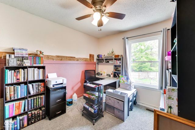 106 Coralbury Court, Mooresville, IN 46158