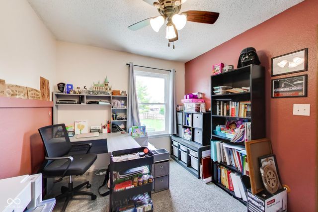 106 Coralbury Court, Mooresville, IN 46158