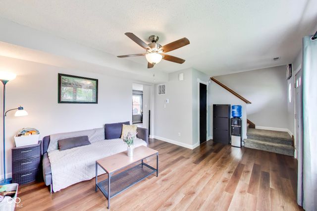 106 Coralbury Court, Mooresville, IN 46158