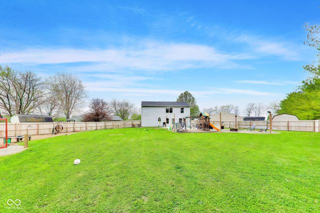 106 Coralbury Court, Mooresville, IN 46158