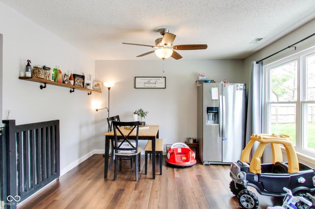 106 Coralbury Court, Mooresville, IN 46158