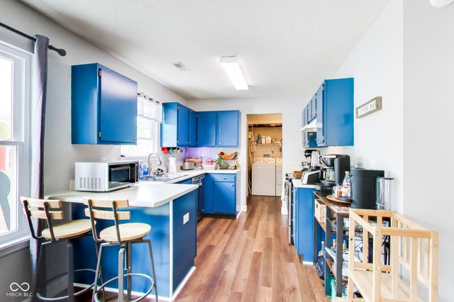 106 Coralbury Court, Mooresville, IN 46158