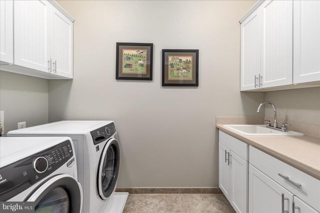 16064 WATERFORD CREEK CIR, Hamilton, VA 20158