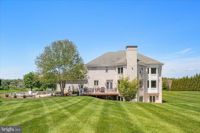 16064 WATERFORD CREEK CIR, Hamilton, VA 20158