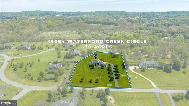 16064 WATERFORD CREEK CIR, Hamilton, VA 20158