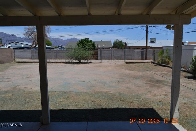 2247 S ARIZONA Road, Apache Junction, AZ 85119