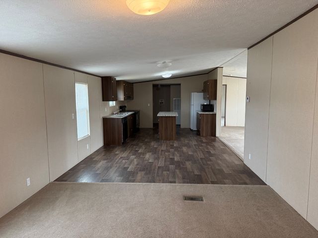 980 Market St, Prospect, TN 38477