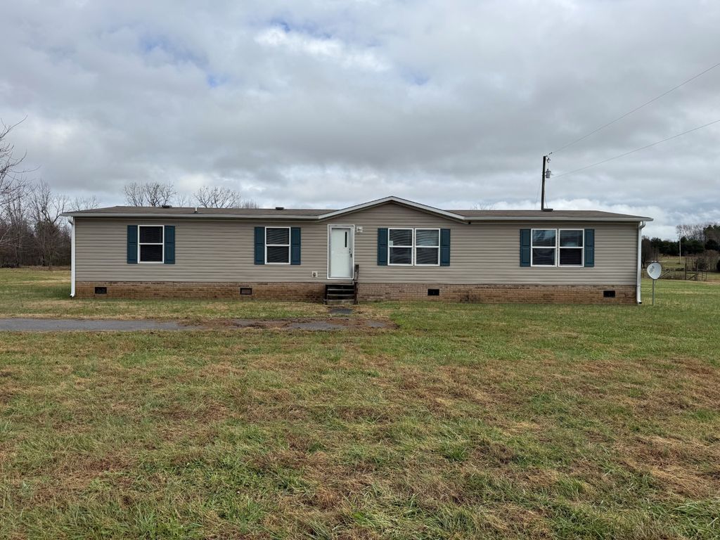 980 Market St, Prospect, TN 38477