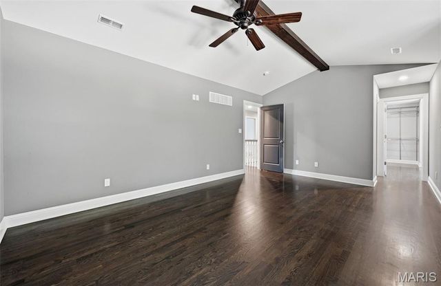 615 Meadowridge Lane, Kirkwood, MO 63122