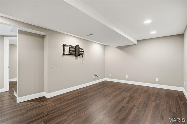 615 Meadowridge Lane, Kirkwood, MO 63122