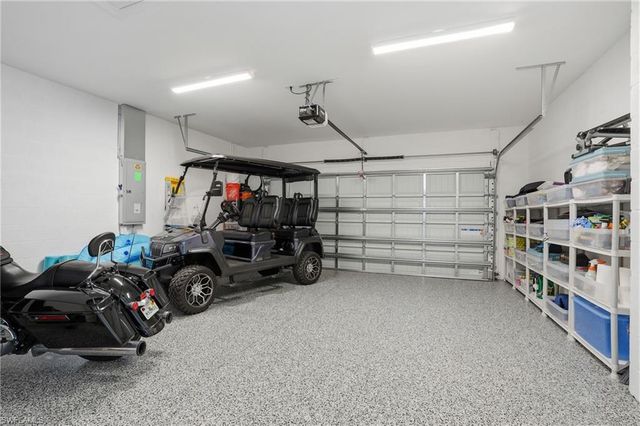 1955 Sierra CT, Naples, FL 34120