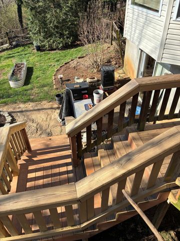 3033 Wolf Creek Way, Burlington, KY 41005